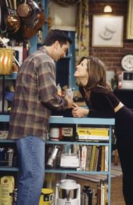 Ross and Rachel (Image via WarnerMedia)